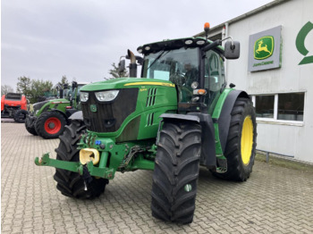 JOHN DEERE 6210R Traktor