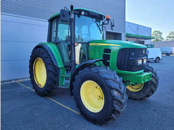 JOHN DEERE 6230 Traktor