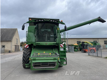 JOHN DEERE T670 Mähdrescher