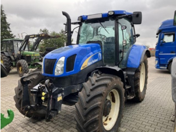NEW HOLLAND T6.155 Traktor