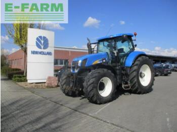 NEW HOLLAND T7050 Traktor