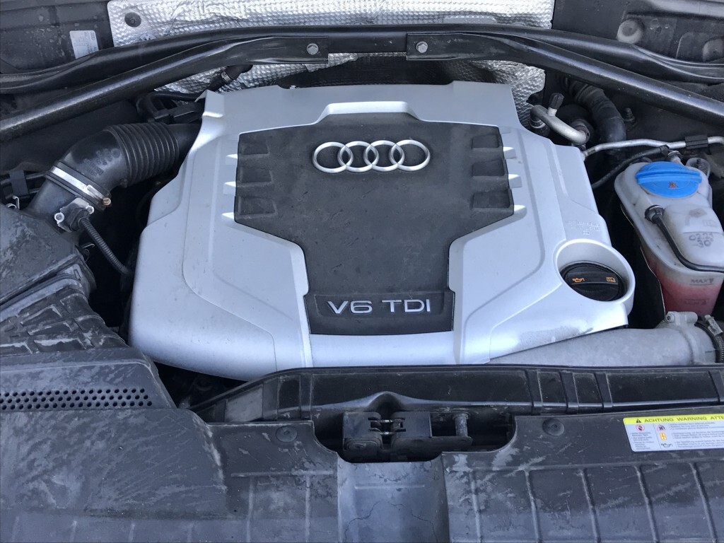 PKW Audi Q5 3,0 TDI Quattro, S-Line Edition: das Bild 22