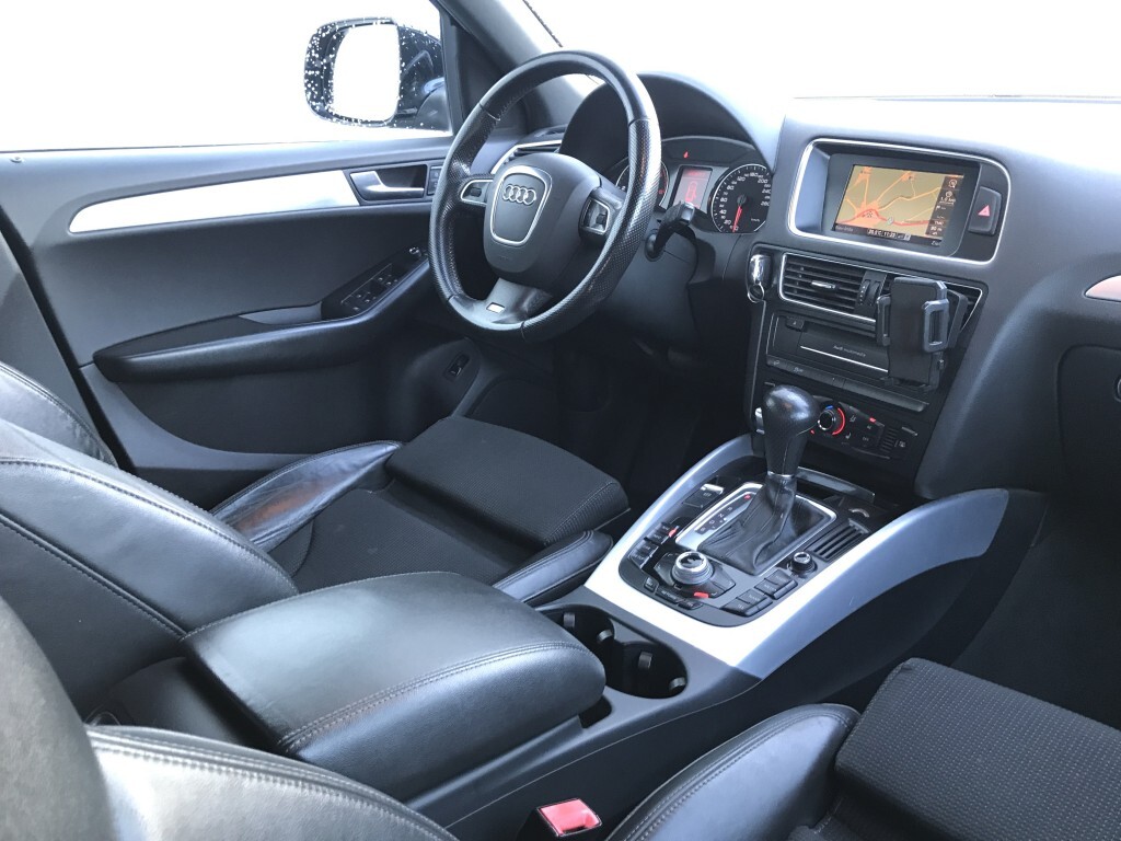 PKW Audi Q5 3,0 TDI Quattro, S-Line Edition: das Bild 18