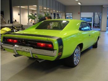 Dodge CHARGER R/T - PKW