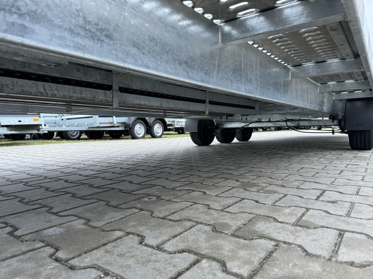 Autotransporter Anhänger, Zustand - NEU Lorries PL35-8521 laweta na dwa auta 3500kg wypełnienie ALU 3 osie: das Bild 21