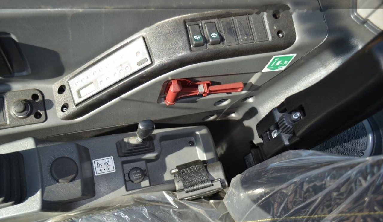 Minibagger Hyundai HX55 Mini lánctalpas forgókotró: das Bild 13