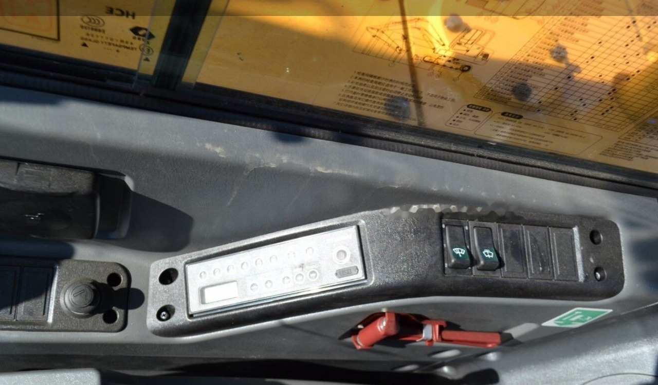 Minibagger Hyundai HX55 Mini lánctalpas forgókotró: das Bild 9