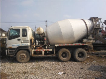 Fahrmischer ISUZU concrete mixer: das Bild 1
