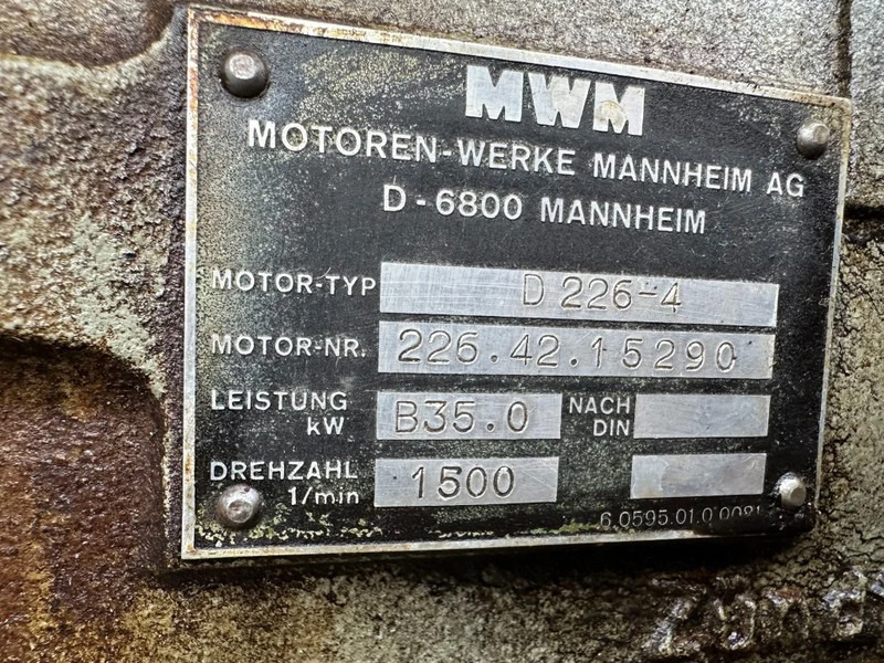 Stromgenerator MWM D 226-4 AvK 35 kVA Marine generatorset: das Bild 4