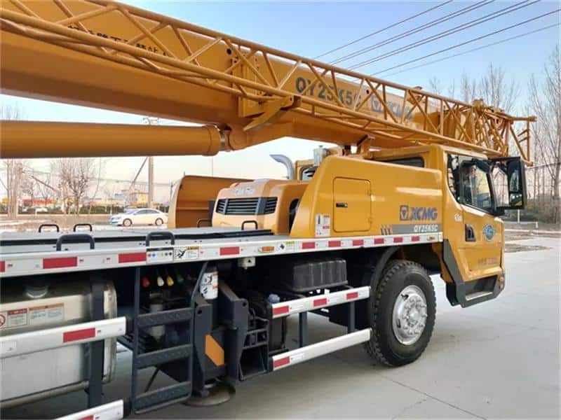 Mobilkran XCMG OEM Manufacturer QY25K5C 25 Ton Used Cranes  In Dubai: das Bild 6
