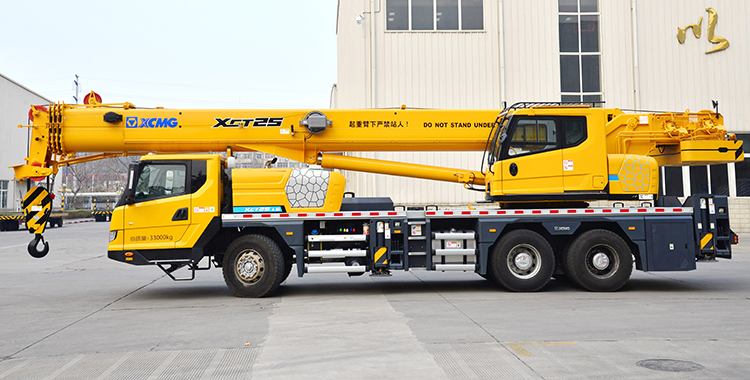 Mobilkran, Zustand - NEU XCMG Official XCT25L5 25 ton hydraulic boom arm mobile truck crane made in China: das Bild 4