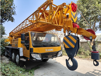 Mobilkran XCMG QY70K Used truck crane: das Bild 3