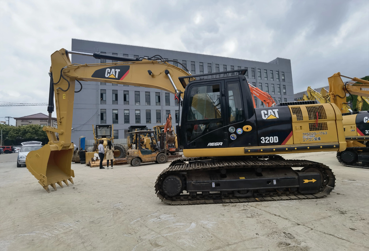 Kettenbagger caterpillar 320D excavator cat used crawler excavator original japan used cat320 cat320d excavator: das Bild 3