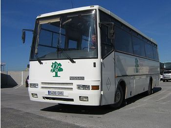 NISSAN 120/9D - Reisebus