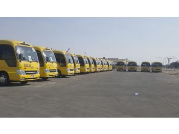 Kleinbus, Personentransporter TOYOTA Coaster - / - Hyundai County ..... 32 seats ...6 Buses available: das Bild 1