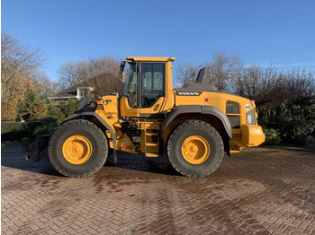 VOLVO L120 Radlader