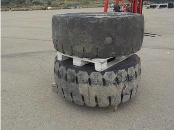 Reifen 20.5 R 25 Tyre (4 of) 17.00-25/1.7 12 Loch Rims (4 of) to suit Liebherr L538-1268 - Reference 9916258: das Bild 1