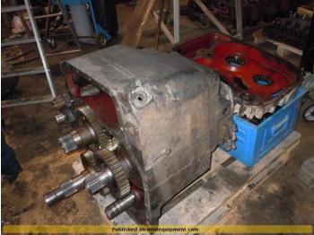 Transmission Fiat Kobelco D350 - Transmission Spare Parts: das Bild 1