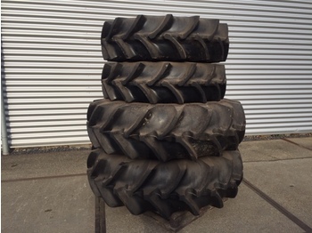 Felgen und Reifen für Traktor Firestone 20.8R38 en 16.9R28: das Bild 1