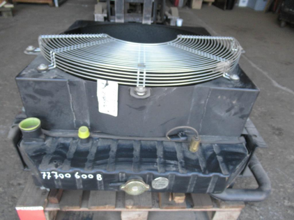 Kühler für Baumaschine Hitachi FH270-3 -: das Bild 4