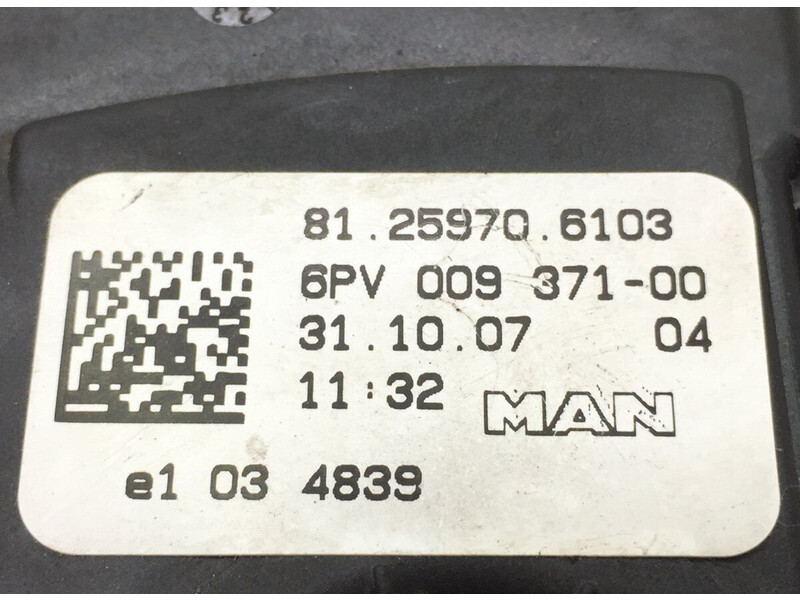 Pedal MAN TGM 15.240 (01.05-): das Bild 6