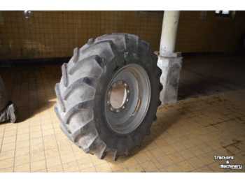 Felgen und Reifen für Landmaschine Michelin 16.9r28: das Bild 1