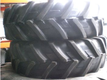 Felgen und Reifen für Traktor Michelin 18.4R38/14.9R32: das Bild 1