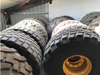 Felgen und Reifen für Landmaschine, Zustand - NEU Michelin 24R20.5 XS: das Bild 1