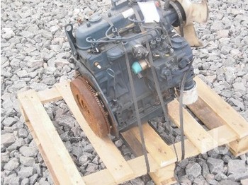 Kubota B1105 - Motor und Teile