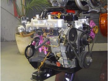 Nissan Motor Nissan TD-27-T - Motor und Teile