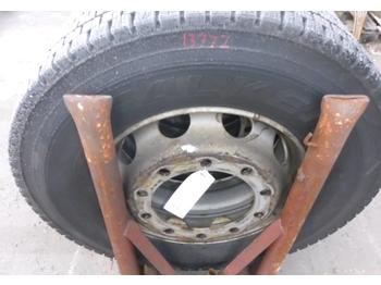 Reifen Falken 315/70R22,5