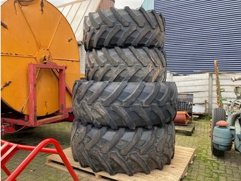 Reifen für Landmaschine Trelleborg 600/70R30 & 710/70R42 Banden: das Bild 1