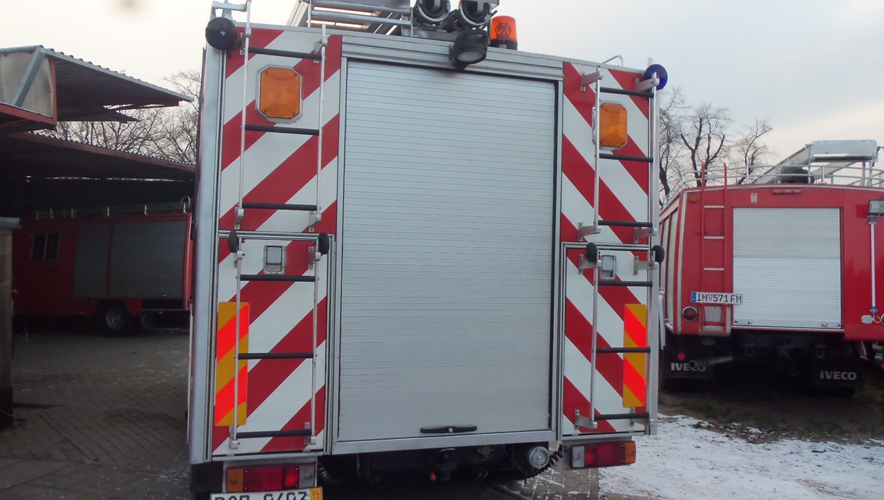 Feuerwehrfahrzeug DAF FAV1800DHTD360: das Bild 7