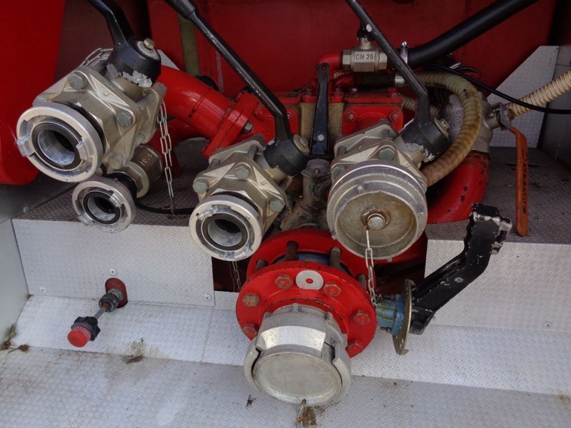Feuerwehrfahrzeug Iveco 135-17 Manual + Firetruck: das Bild 15