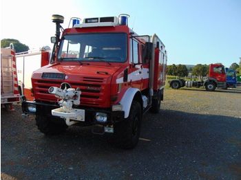 Feuerwehrfahrzeug MERCEDES-BENZ UNIMOG U-4000: das Bild 1