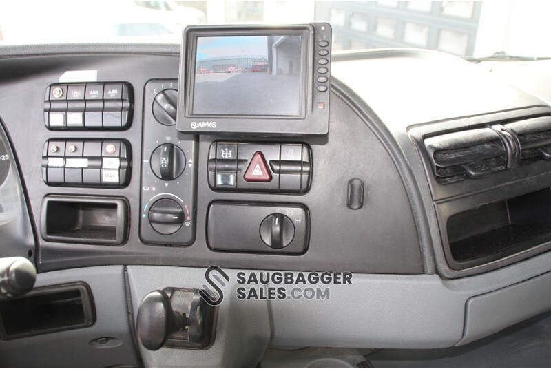 Saug-/ Spülfahrzeug Mercedes-Benz RSP Saugbagger: das Bild 17