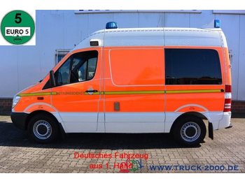 Krankenwagen Mercedes-Benz Sprinter 316 CDI GSF RTW Ambulance Rollstuhl: das Bild 1