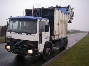 Volvo FL 616 4X2      8M3 - Müllwagen