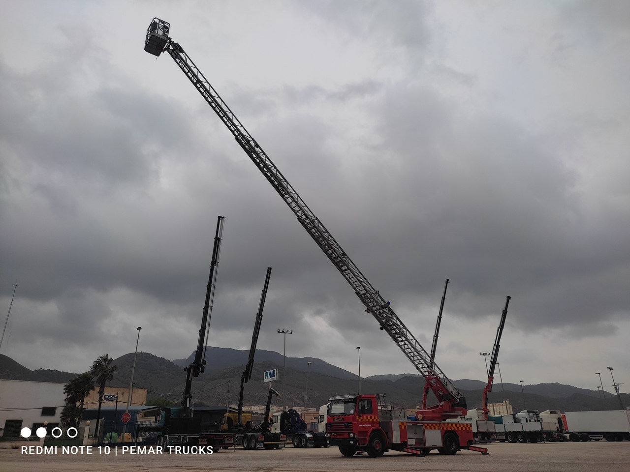 Feuerwehrfahrzeug SCANIA G93 250 ESCALERA BOMBEROS: das Bild 16