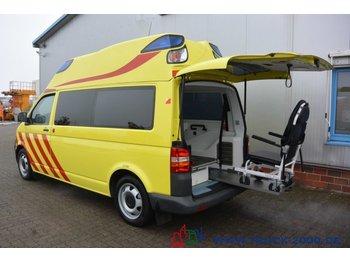 Krankenwagen Volkswagen T5 2.5 TDI Ambulance Mobile RTW Scheckheft 1.Hd: das Bild 1