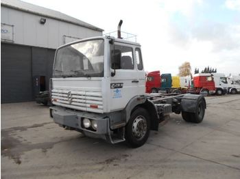Fahrgestell LKW Renault G 220 Manager (GRAND PONT / LAMES)