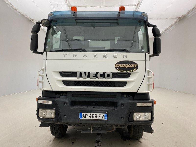 Iveco Trakker 410 - 8x4 – Finanzierungsleasing Iveco Trakker 410 - 8x4: das Bild 2