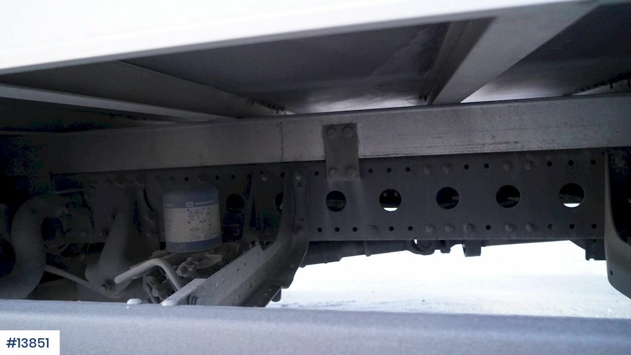 Koffer LKW Mercedes Atego: das Bild 19