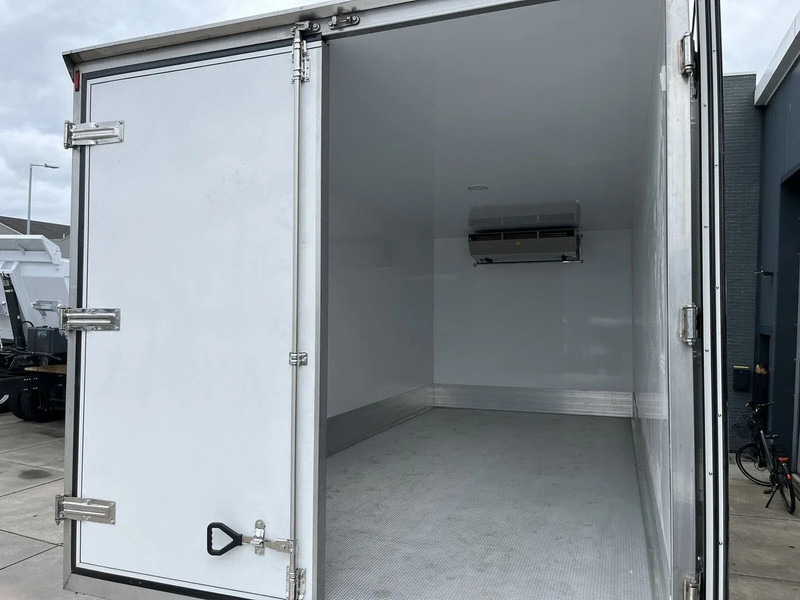 Kühlkoffer LKW, Zustand - NEU Mercedes-Benz Atego 1725 4x4 Refrigerator Truck (6 units): das Bild 10