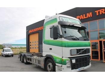Containerwagen/ Wechselfahrgestell LKW Volvo FH-480 6X2 Euro 5: das Bild 1