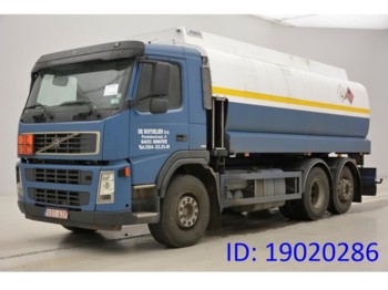 Tankwagen Für die Beförderung von Kraftstoff Volvo FM9.300 - 6x2: das Bild 1