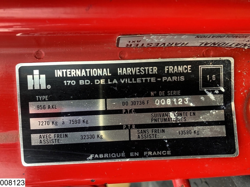 Traktor International 956XL 4x4: das Bild 3
