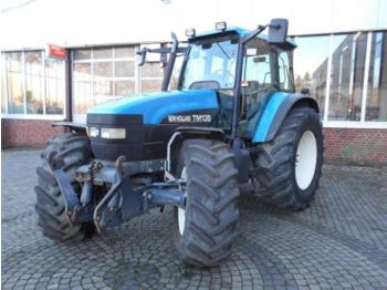 Traktor New Holland TM 135: das Bild 1
