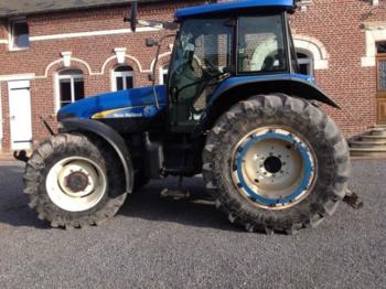 Traktor New Holland Tm140: das Bild 1