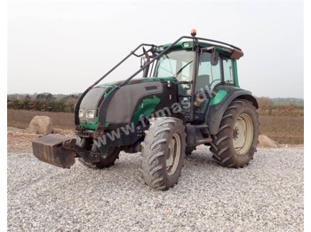 Traktor Valtra M120-4 Speed 40-45 km/h: das Bild 1